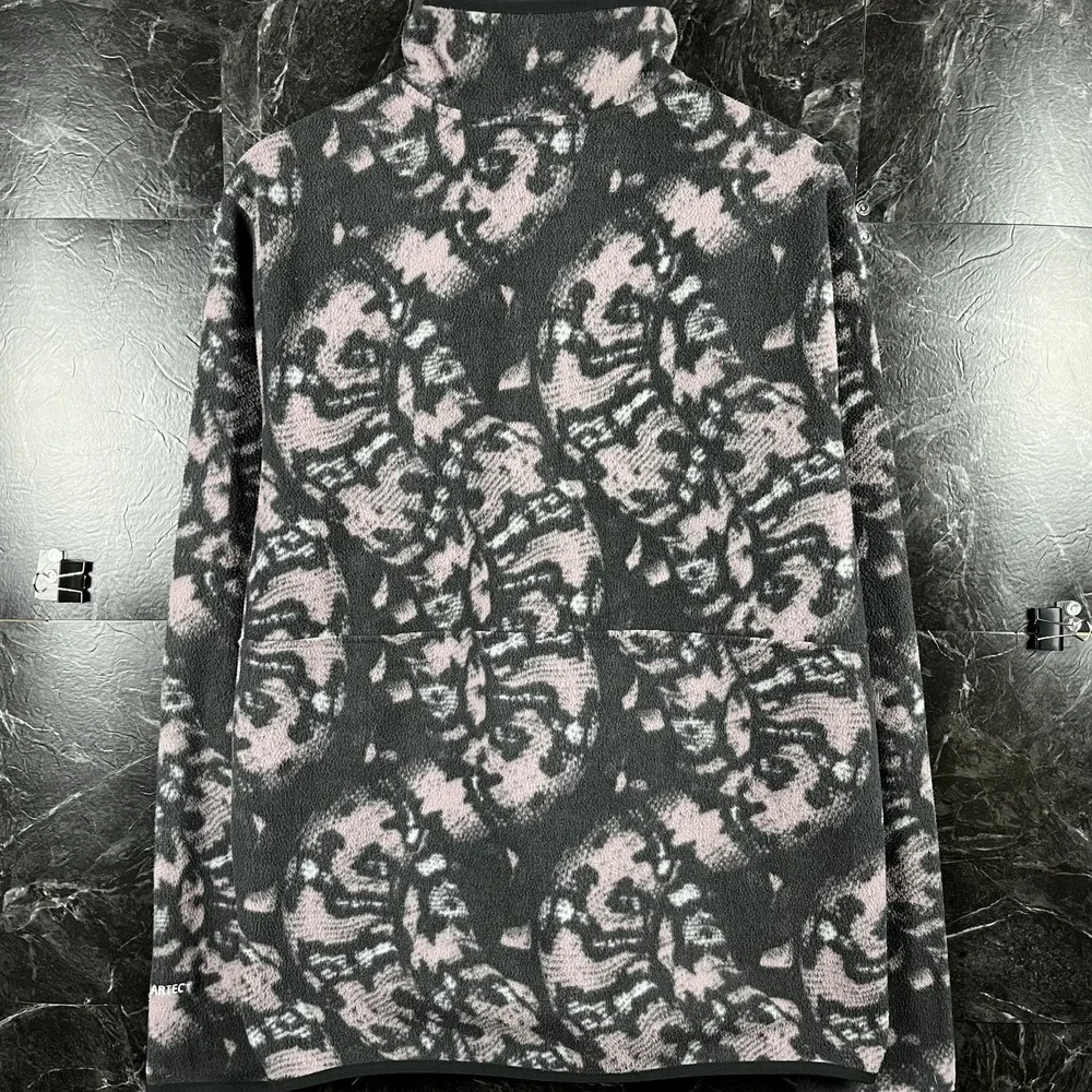The North Face excellent multiple